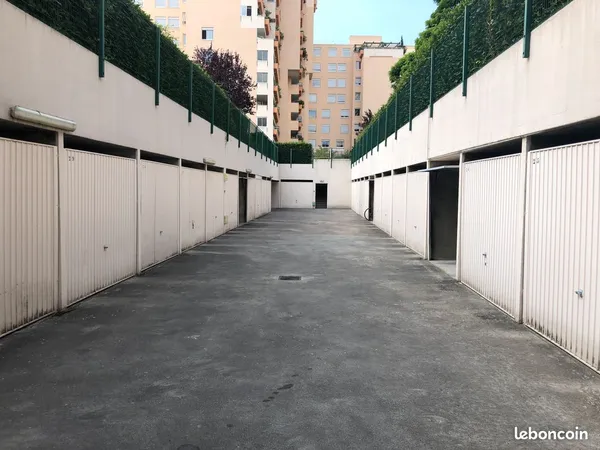 Garage / Box - Villeurbanne Gratte Ciel
