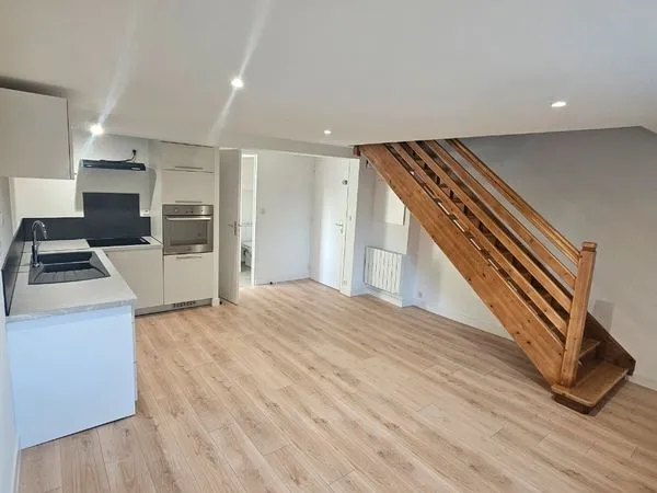 Location T2 duplex