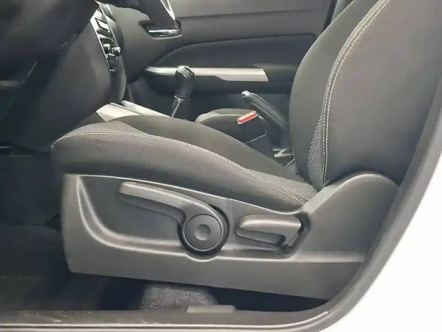Suzuki Vitara 1.0 boosterjet — photo 29