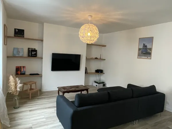 Loue maison de ville avec jardin et garage - 60m²