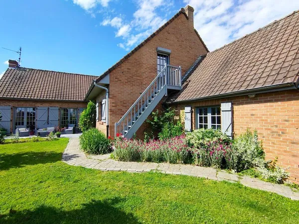 Maison 9 pièces 179 m²