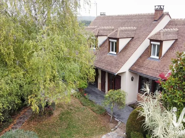 Maison 8 pièces 140 m²