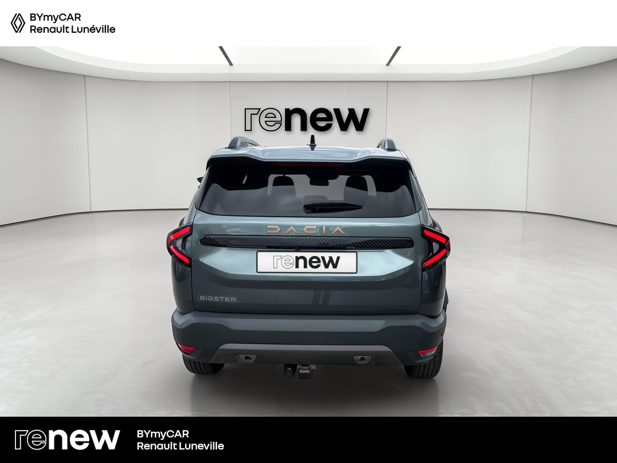 Dacia Bigster Mild Hybrid 140 — photo 4