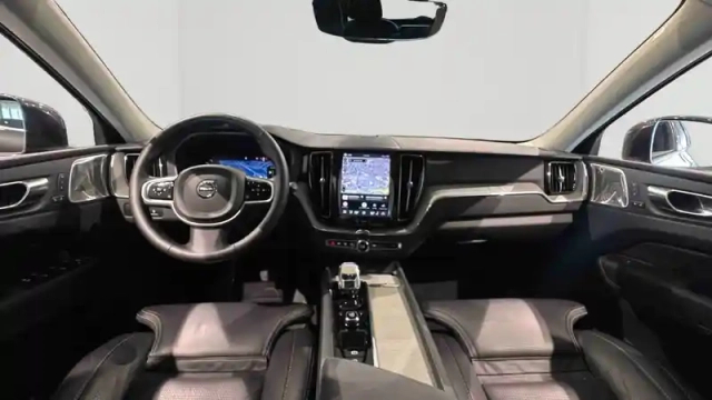 Volvo Xc60 t6 recharge awd 253 ch + 145 ch geartronic 8 — photo 15