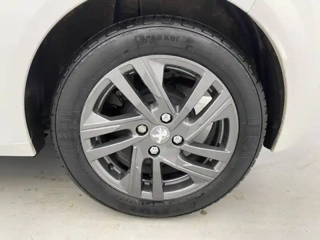 Peugeot 208 puretech 75 s&amp;s bvm5 — photo 50