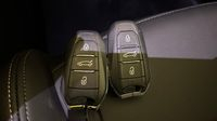 Peugeot 3008 1.2 Hybrid 145ch Allure e-DCS6 — photo 16