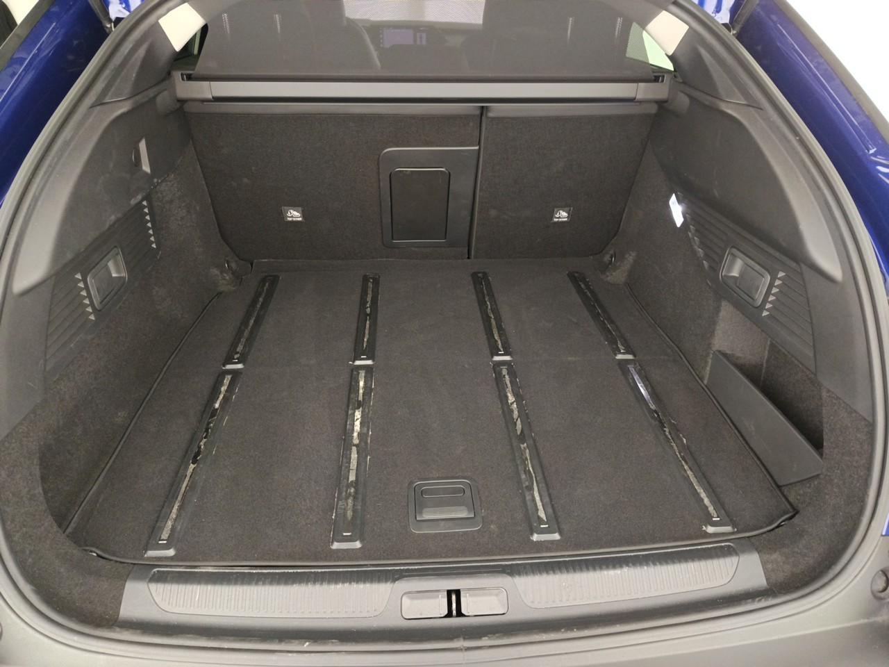 Citroën C5 X hybride rechargeable 225 s&s e-eat8 feel pack — photo 6