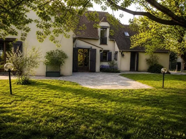 Maison 6 pièces 185 m²