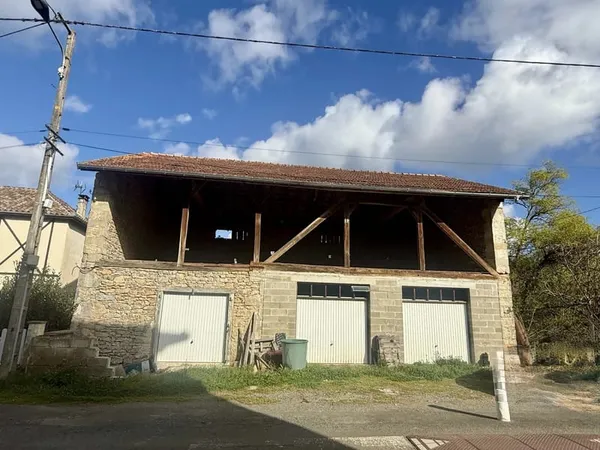 Grange en pierre à rénover à Aspet