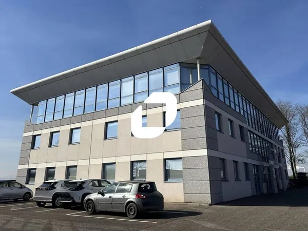 Bureaux 139 m²