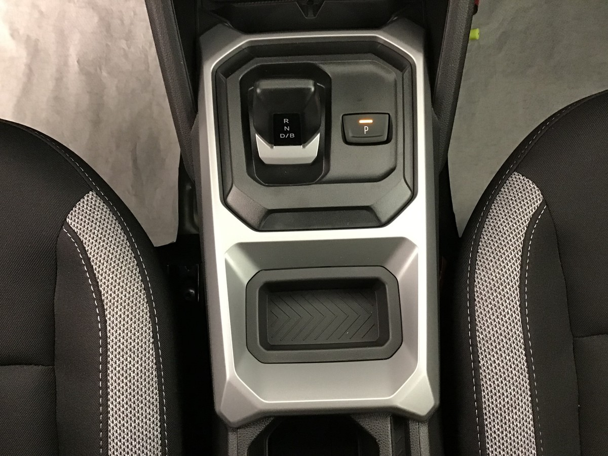 Dacia Duster — photo 23