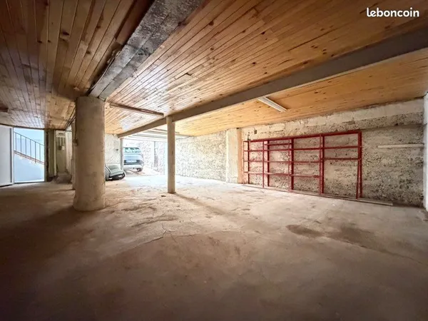 A louer ENTREPÔT /Garage