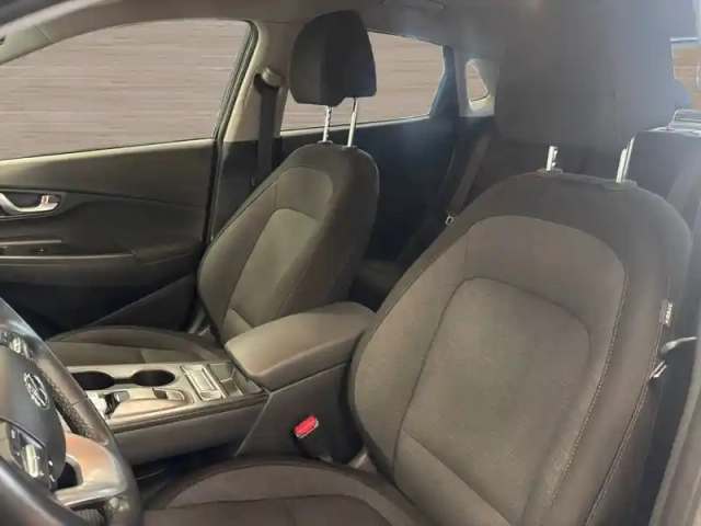 Hyundai Kona electrique 64 kwh - 204 ch — photo 11