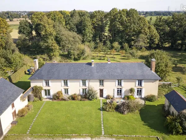 Maison 11 pièces 315m² grand jardin