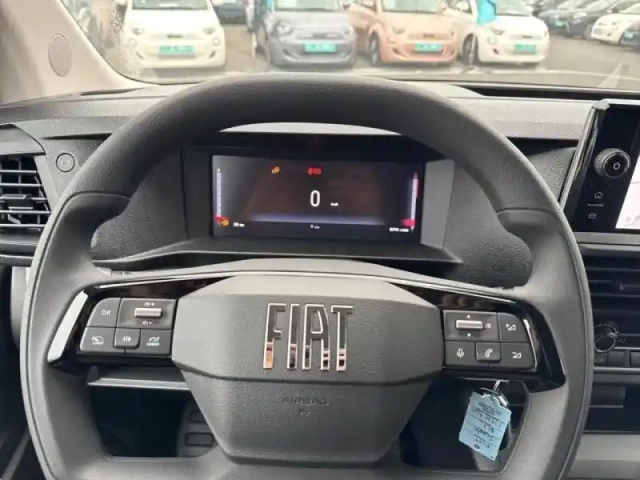 Fiat Scudo fg m 1.5 diesel 120ch pack premium connect — photo 13