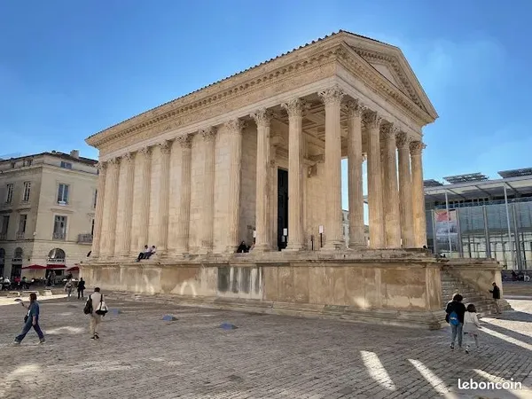 Place de parking - nîmes centre / maison carrée