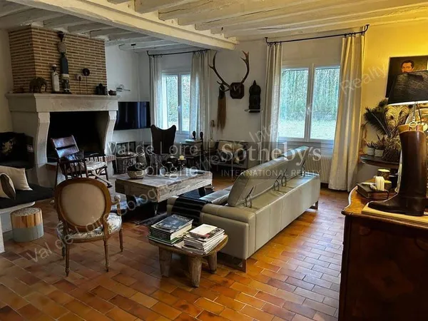 Maison 8 pièces 248 m²