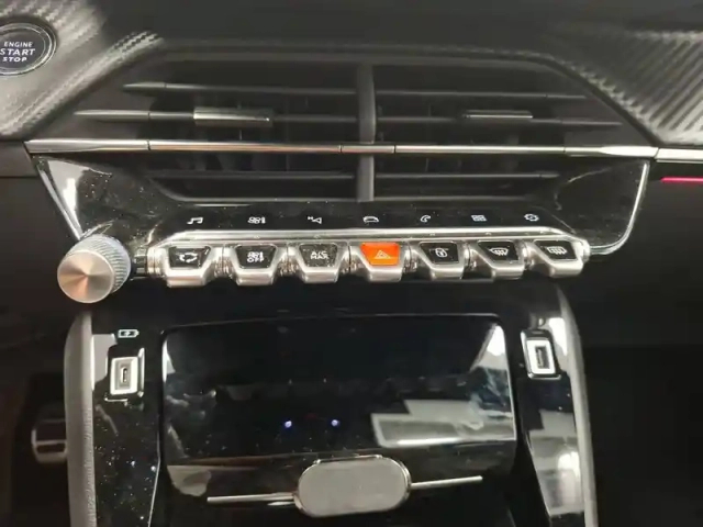 Peugeot 208 puretech 100 s&amp;s bvm6 — photo 25