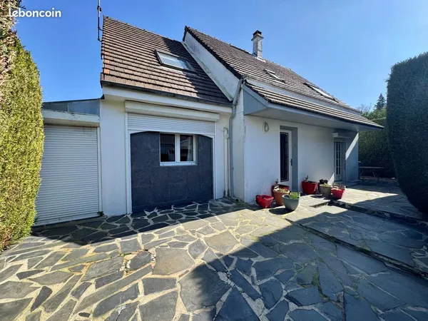 Pavillon 10 pièces 224 m²