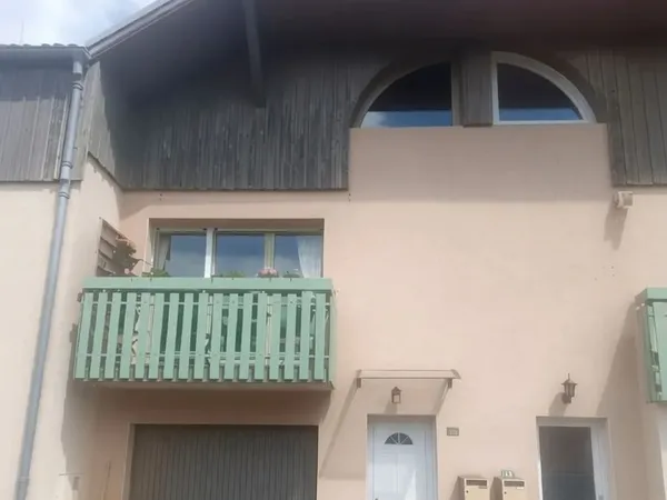 Maison mitoyenne meublé T3