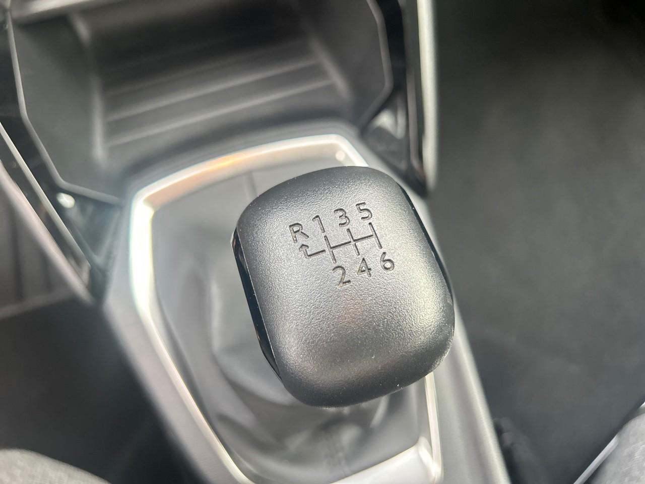 Peugeot 208 1.5 bluehdi 100 premium — photo 13
