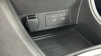Renault Captur 1.0 Eco-G 100ch Evolution — photo 18