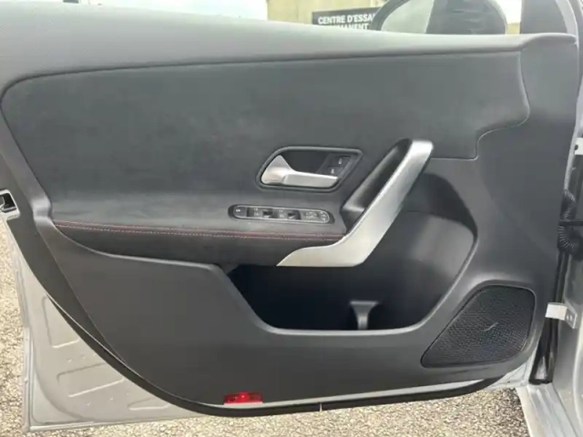 Mercedes Classe A a 180 amg line — photo 19