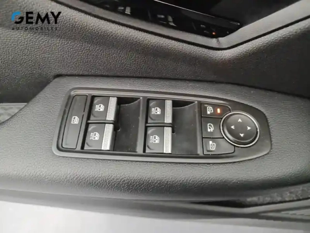Renault Megane e-tech ev40 130ch standard charge — photo 27