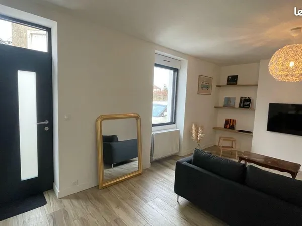Maison meublée 3 pièces avec garage