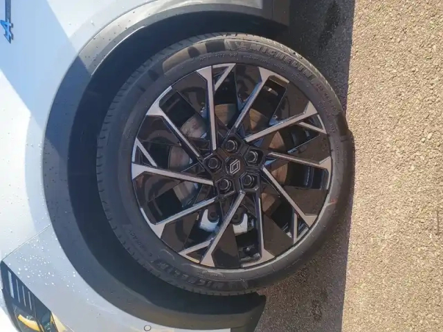 Renault Scenic e-tech électrique 220 ch grande autonomie — photo 21