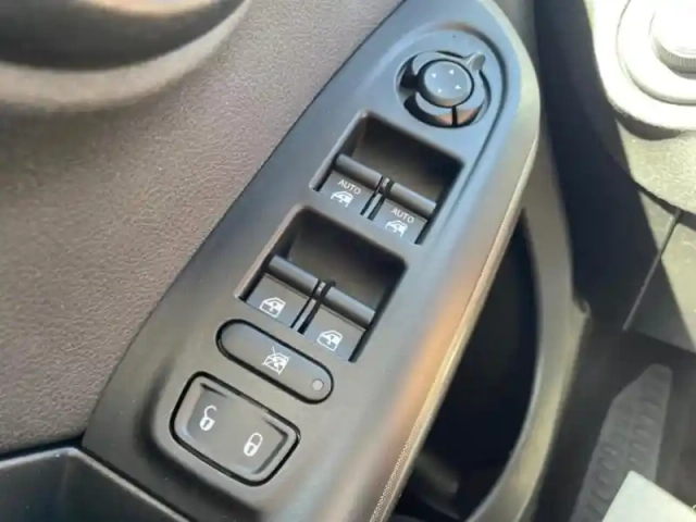 Fiat 500 x 1.6 multijet 120ch city cross — photo 12