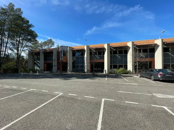 Bureaux 860 m²