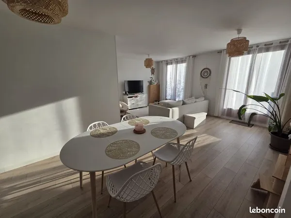 Maison familiale 103 m² - 3 chambres + bureau - Jardin - Sous-sol total - Ollainville