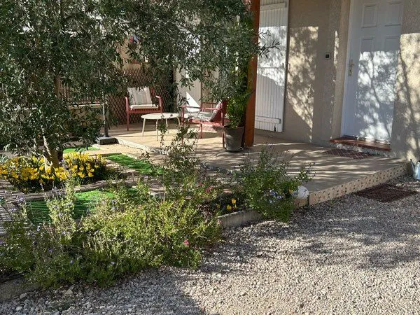 Maison 84 m² - 3 chambres - Garage - Jardin/terrasse - Centre-ville à pied