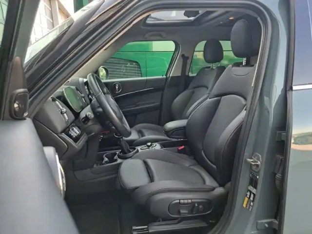 Mini Countryman cooper s e yours all4 — photo 30