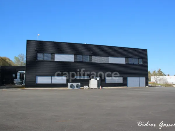 Commerce 1 pièce 3000 m²