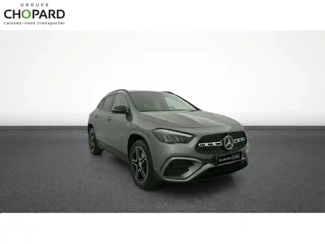 Mercedes Gla 250 e hybrid eq 8g-dct — photo 12