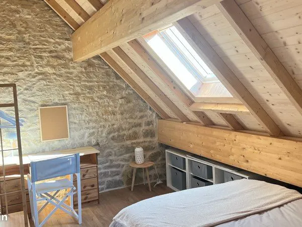 Chambre pleine de charme en colocation