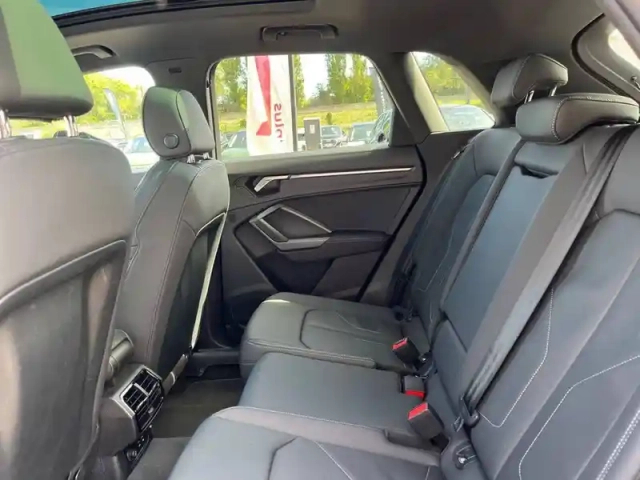 Audi Q3 35 tdi 150 ch s tronic 7 — photo 72