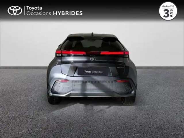 Toyota C-Hr 2.0 hybride rechargeable 225ch design my25 — photo 10