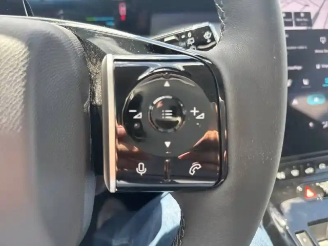 Citroën C5 Aircross hybride 145 ch e-dcs6 — photo 20