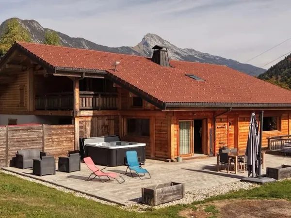 Maison 7 pièces 231 m²