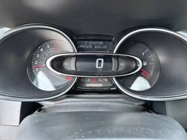 Renault Clio estate tce 90 - 19 — photo 10