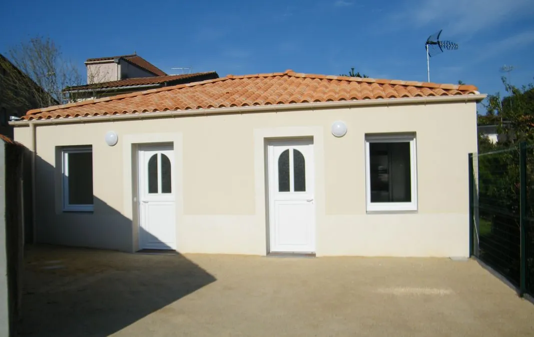Photo 1