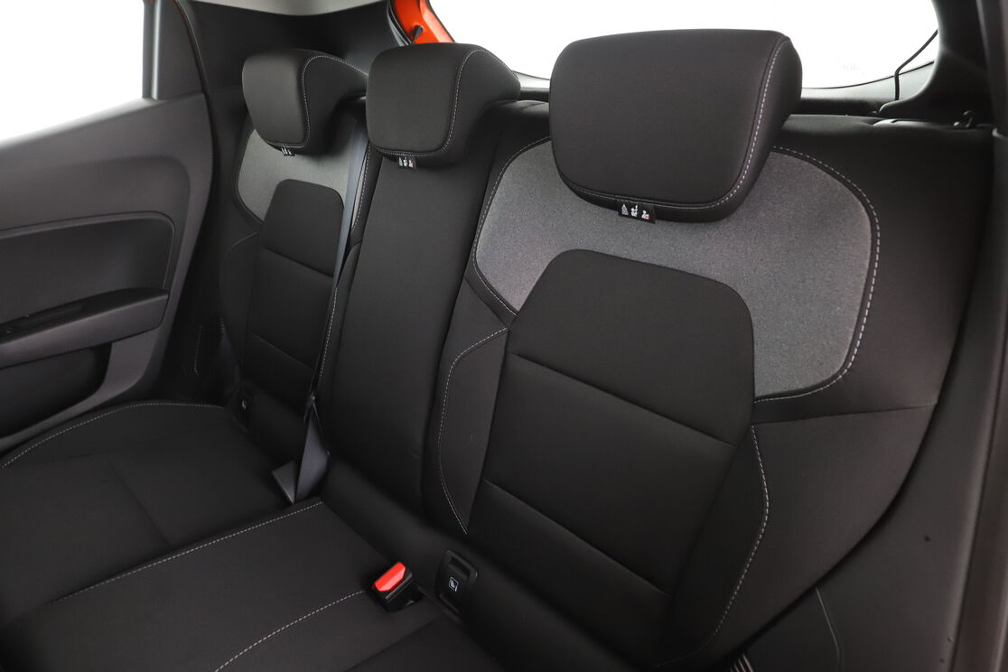 Renault Clio 1.6 E-Tech Full Hybrid GSR2 Evolution — photo 13
