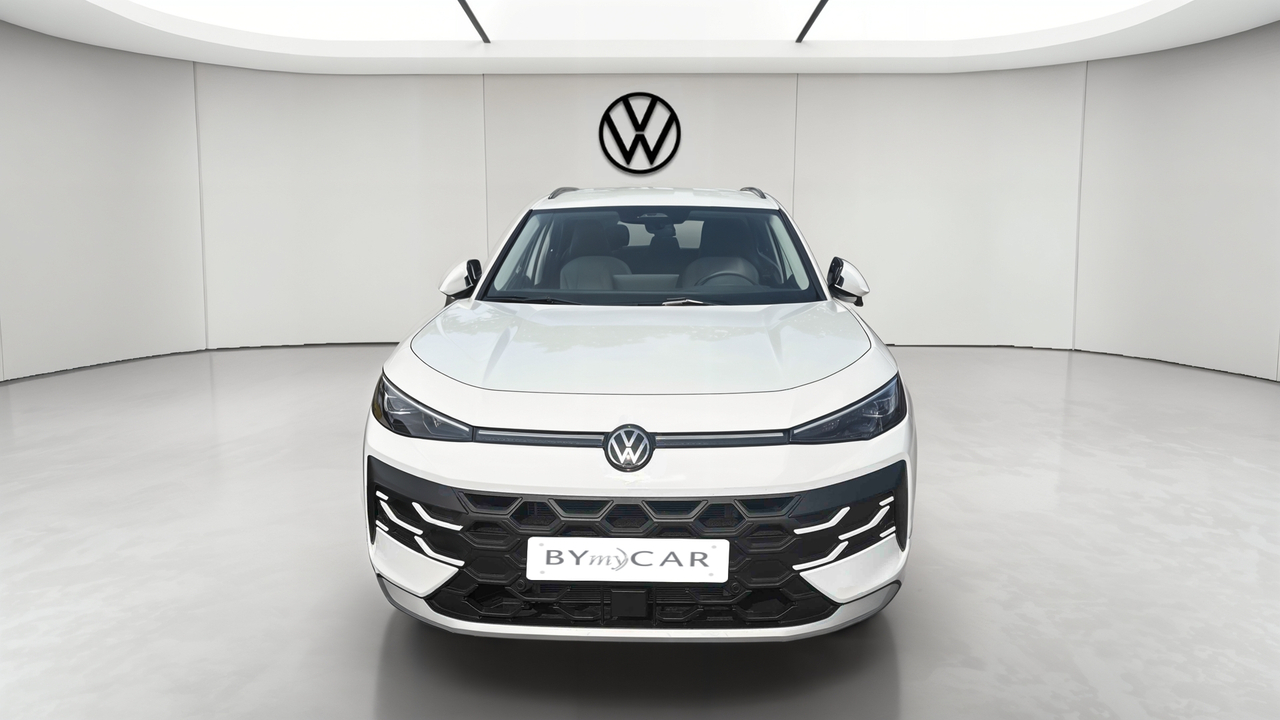 Volkswagen T-Roc 1.5 eTSI EVO2 Hybrid 150 ch DSG7 — photo 8