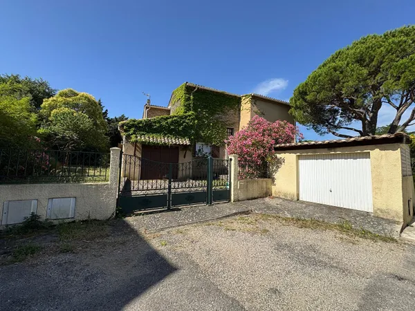 Maison Bagnols sur Cèze - 8 pièces - 194 m² + Garage