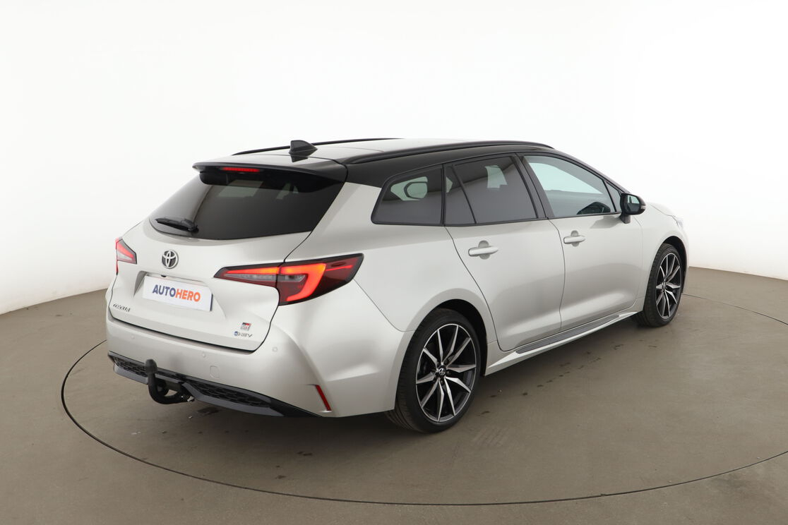 Toyota Corolla Touring Sports 2.0 Hybride GR Sport — photo 5