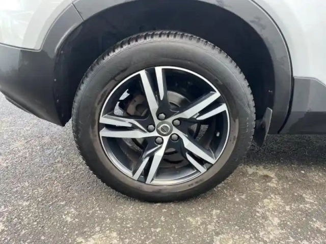 Volvo Xc40 t2 129ch r-design geartronic 8 — photo 11