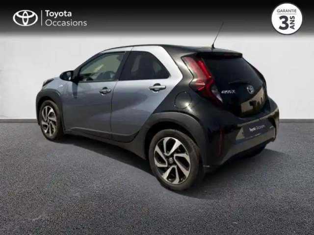 Toyota Aygo X 1.0 vvt-i 72ch design my24 — photo 2